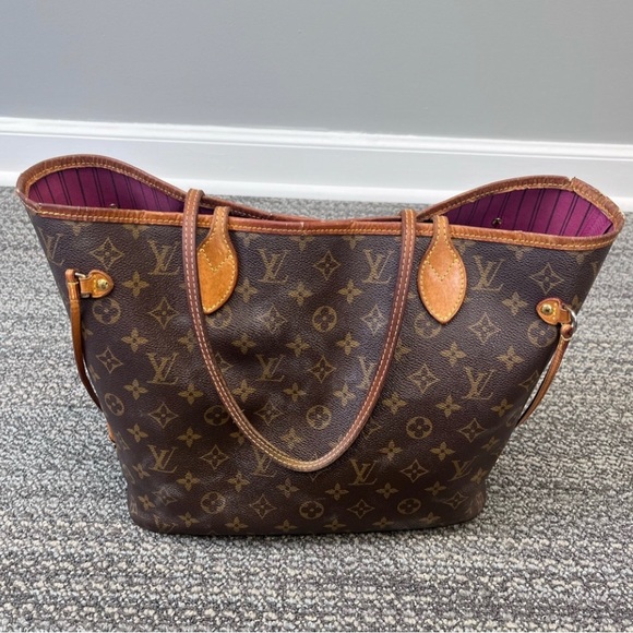 Authentic ✅ Louis Vuitton Neverfull MM pivione purse work bag tote monogram 💕 - Picture 2 of 15